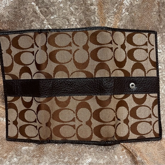 Coach Preloved Trifold Monogram Wallet - Picture 4 of 14